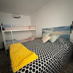 Apartamento Piso Rita, Rosas